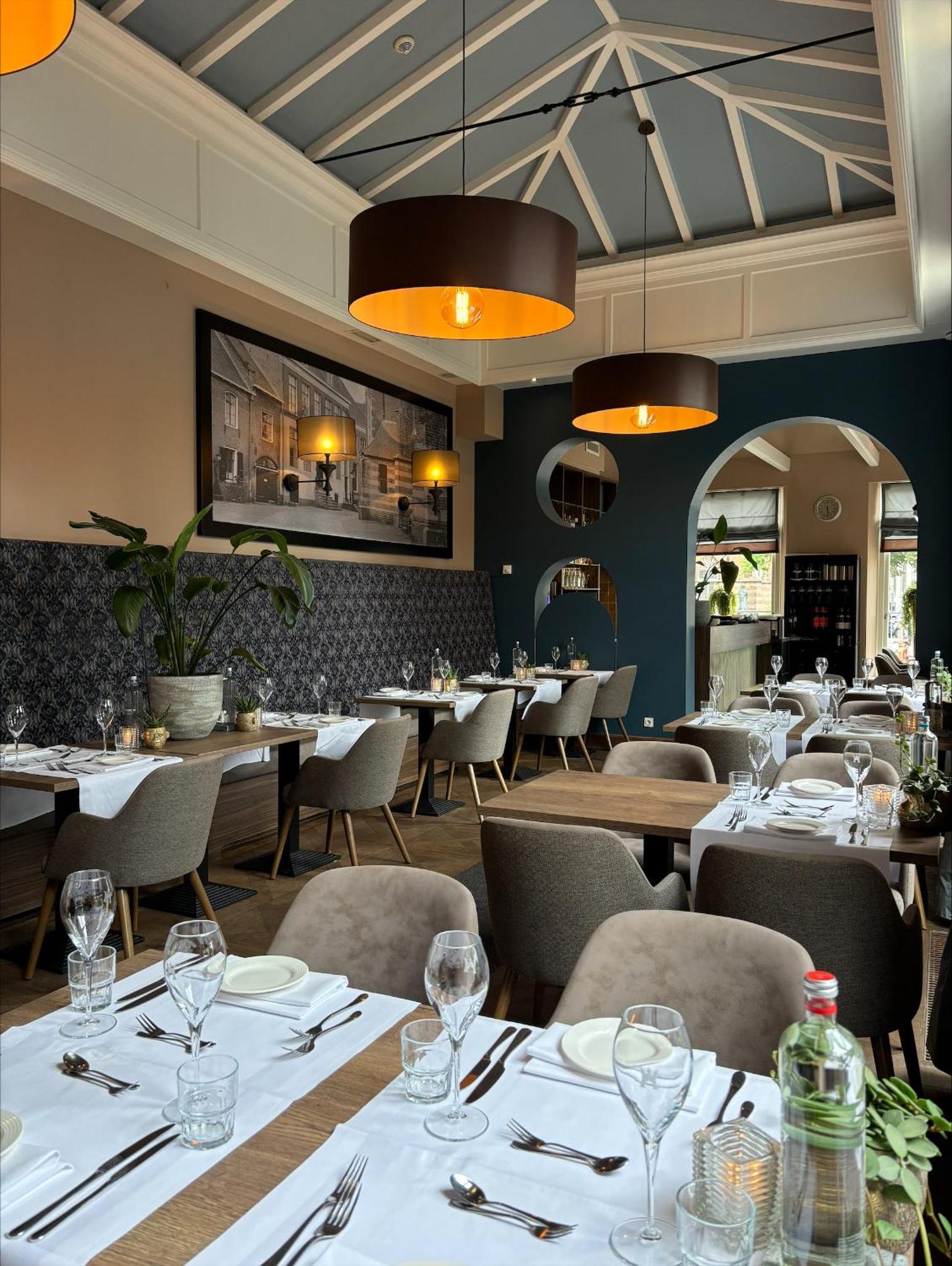 Hampshire Hotel - 'S Gravenhof Зутфен Екстериор снимка