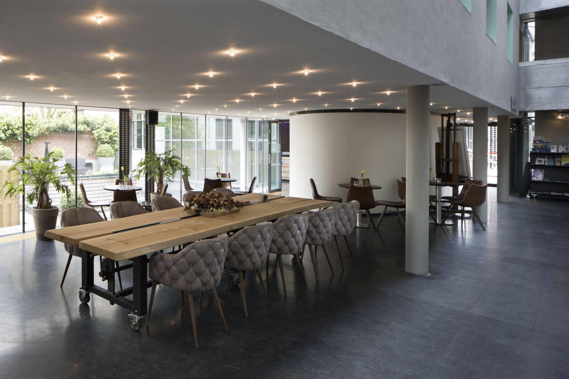 Hampshire Hotel - 'S Gravenhof Зутфен Екстериор снимка